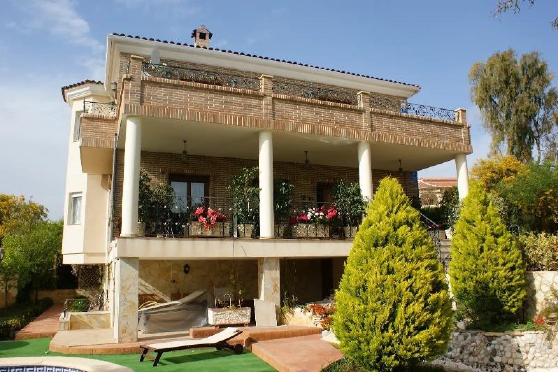 Herverkoop - Luxe villa - Ciudad Quesada