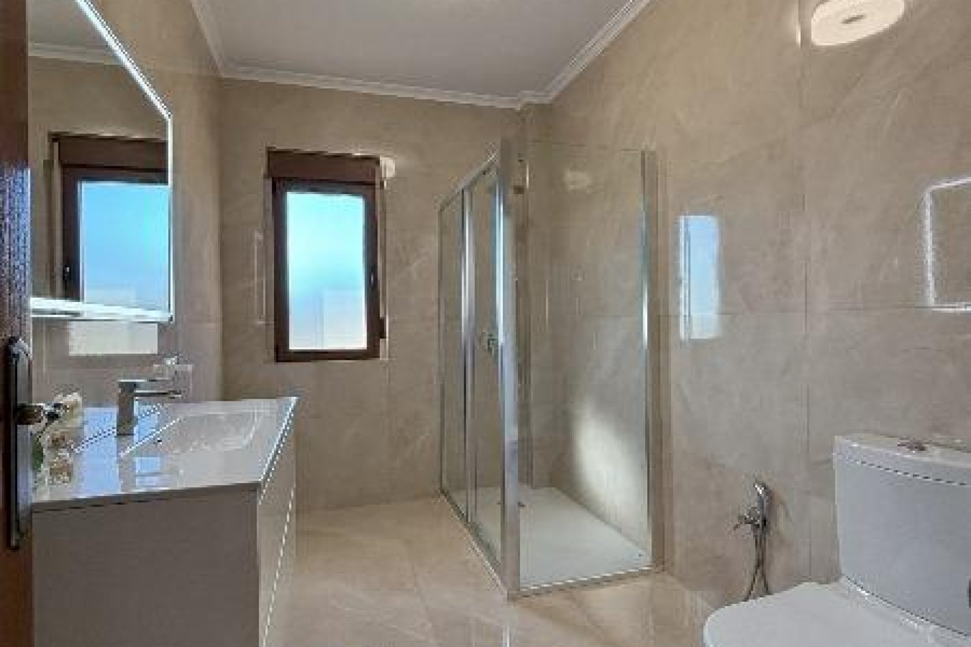 Herverkoop - Luxe villa - Ciudad Quesada