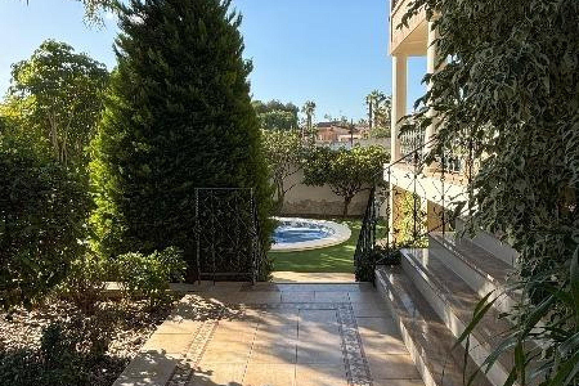 Herverkoop - Luxe villa - Ciudad Quesada