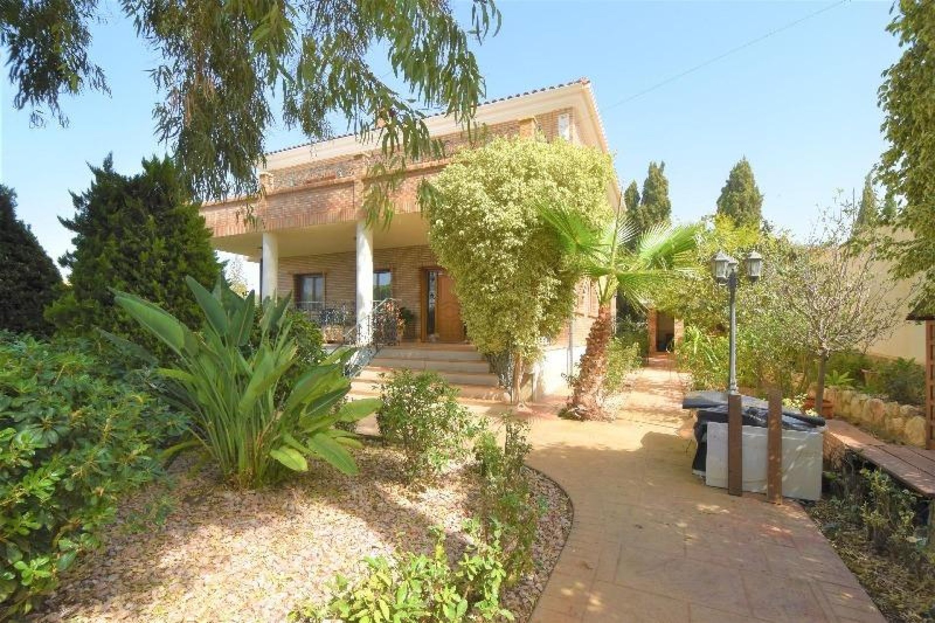 Herverkoop - Luxe villa - Ciudad Quesada