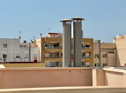 Bedrijfsruimte · Herverkoop - Torrevieja · Paseo maritimo · Alicante · Spanje