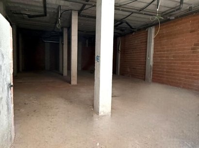Bedrijfsruimte · Herverkoop - Torrevieja · Paseo maritimo · Alicante · Spanje