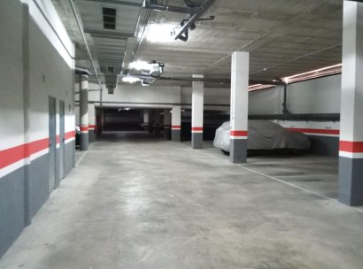 Begane grond · Herverkoop - Torrevieja · Estacion de autobuses · Alicante · Spanje