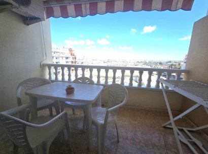 Appartement · Herverkoop - Torrevieja · Parque de las Naciones · Alicante · Spanje