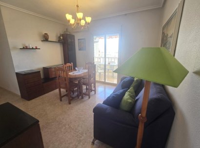 Appartement · Herverkoop - Torrevieja · Parque de las Naciones · Alicante · Spanje