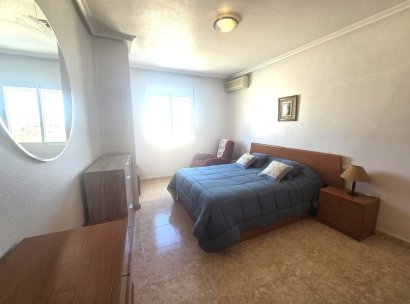 Appartement · Herverkoop - Torrevieja · Parque de las Naciones · Alicante · Spanje