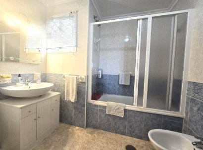 Appartement · Herverkoop - Torrevieja · Parque de las Naciones · Alicante · Spanje
