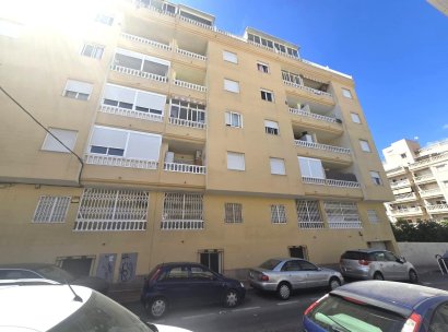 Appartement · Herverkoop - Torrevieja · Parque de las Naciones · Alicante · Spanje