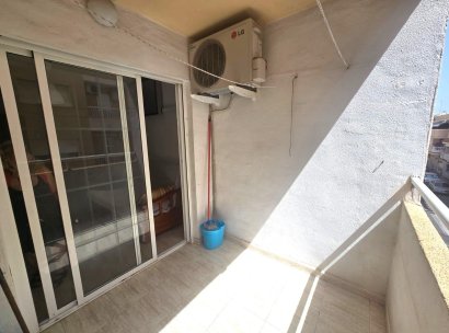Appartement · Herverkoop - Torrevieja · Playa de los Locos · Alicante · Spanje
