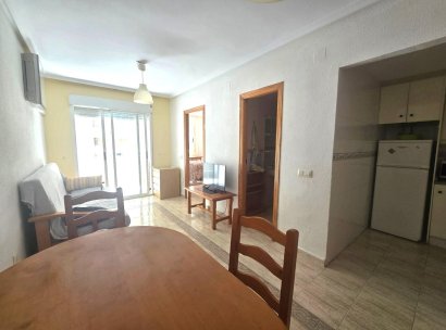 Appartement · Herverkoop - Torrevieja · Playa de los Locos · Alicante · Spanje