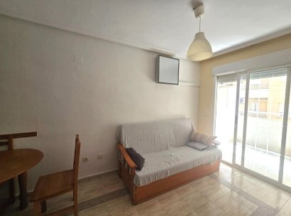 Appartement · Herverkoop - Torrevieja · Playa de los Locos · Alicante · Spanje