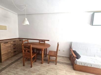 Appartement · Herverkoop - Torrevieja · Playa de los Locos · Alicante · Spanje