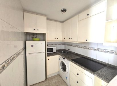Appartement · Herverkoop - Torrevieja · Playa de los Locos · Alicante · Spanje