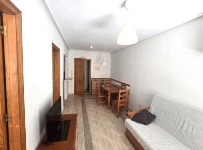 Appartement · Herverkoop - Torrevieja · Playa de los Locos · Alicante · Spanje
