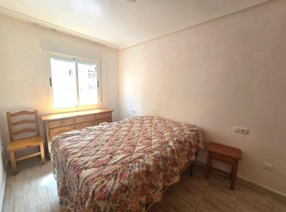 Appartement · Herverkoop - Torrevieja · Playa de los Locos · Alicante · Spanje