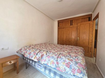 Appartement · Herverkoop - Torrevieja · Playa de los Locos · Alicante · Spanje