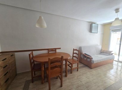 Appartement · Herverkoop - Torrevieja · Playa de los Locos · Alicante · Spanje