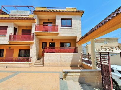Townhouse · Resale - Los Desamparados · Alicante · Spain