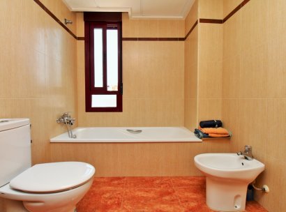 Townhouse · Resale - Los Desamparados · Alicante · Spain