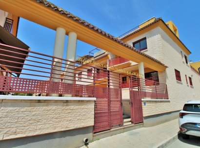 Townhouse · Resale - Los Desamparados · Alicante · Spain