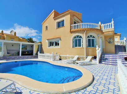 Villa · Herverkoop - Orihuela Costa · Villamartín · Alicante · Spanje