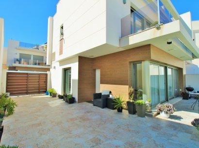 Villa · Herverkoop - Orihuela Costa · Villamartín · Alicante · Spanje