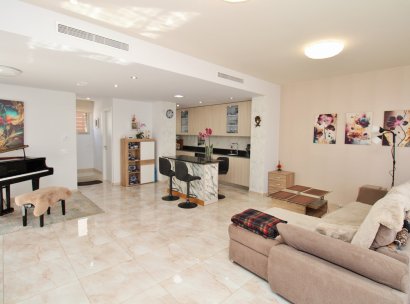 Villa · Herverkoop - Orihuela Costa · Villamartín · Alicante · Spanje