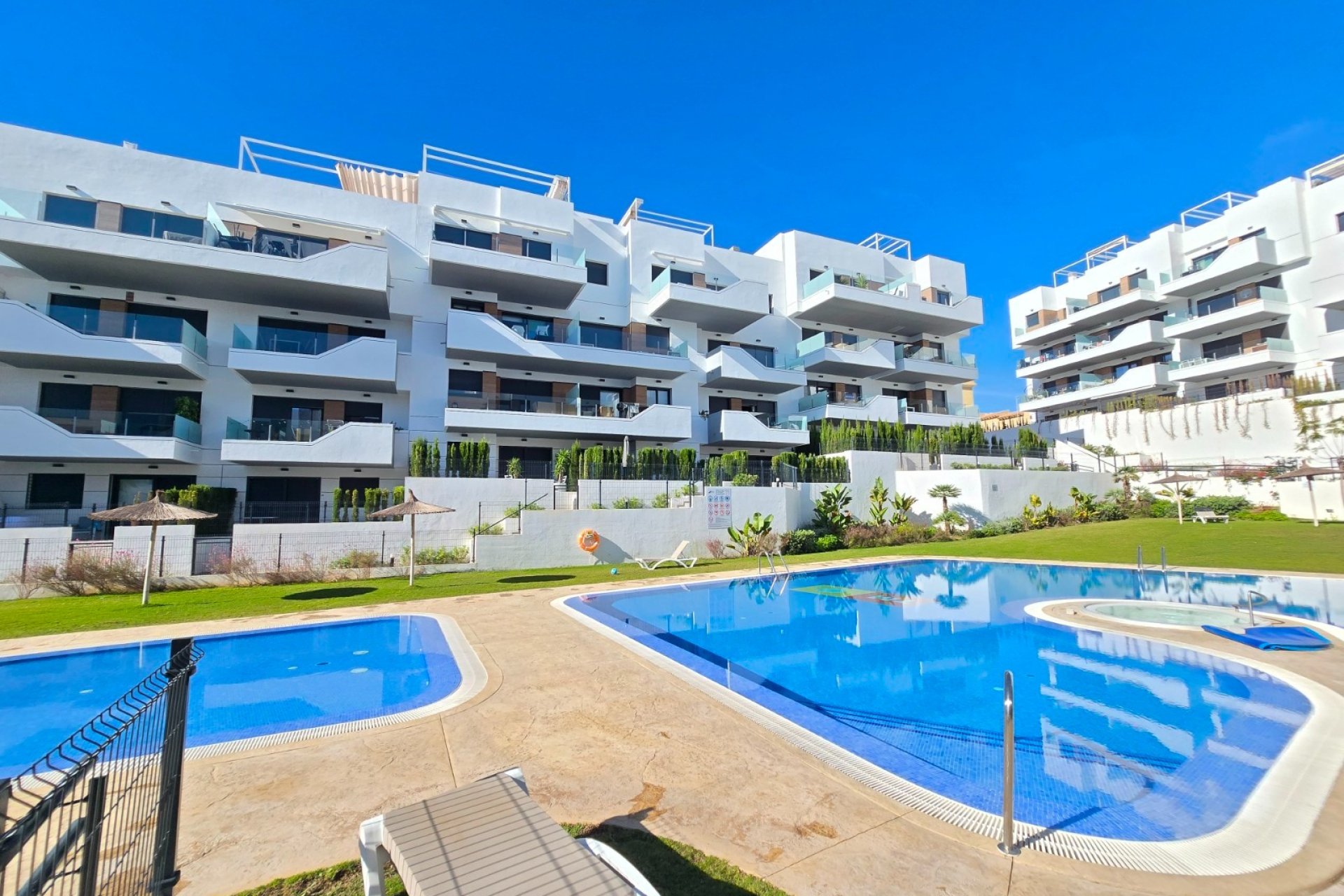 Återförsäljning - Lägenhet - Orihuela Costa - Costa Blanca South