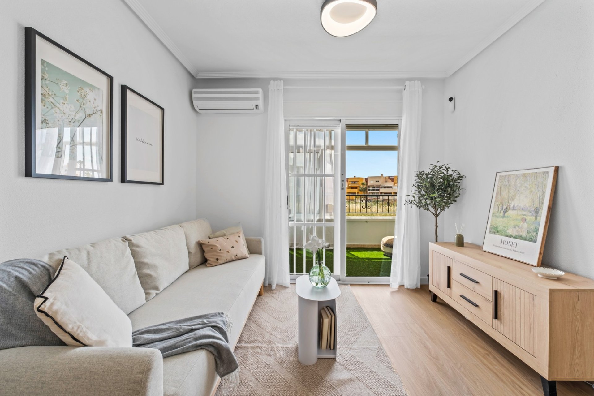 Resale - Apartment - Orihuela Costa - Costa Blanca South