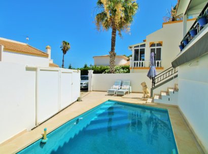Villa · Herverkoop - Orihuela Costa · Villamartín · Alicante · Spanje