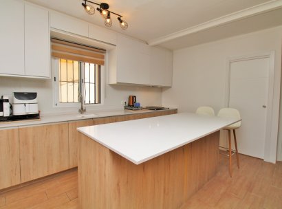 Villa · Herverkoop - Orihuela Costa · Villamartín · Alicante · Spanje