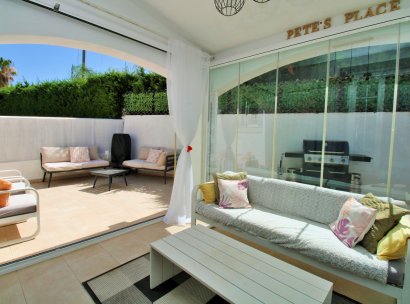 Villa · Herverkoop - Orihuela Costa · Villamartín · Alicante · Spanje