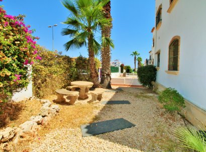 Appartement · Herverkoop - Orihuela Costa · PAU 8 · Alicante · Spanje