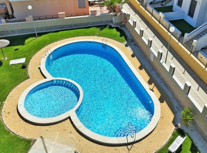Radhus · Återförsäljning - Orihuela Costa · Villamartín · Alicante · Spanien