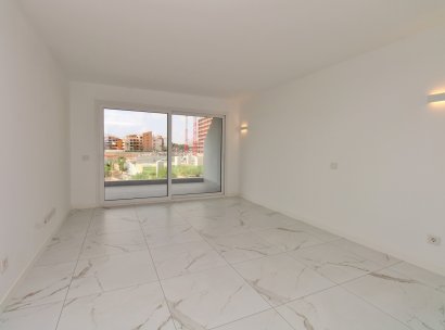 Lägenhet · Återförsäljning - Punta Prima · Alicante · Spanien