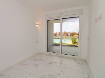Lägenhet · Återförsäljning - Punta Prima · Alicante · Spanien