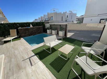 Parhus · Återförsäljning - Orihuela Costa · Villamartín · Alicante · Spanien