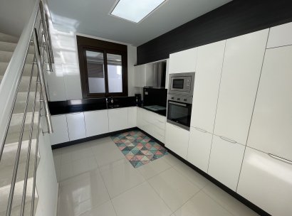 Parhus · Återförsäljning - Orihuela Costa · Villamartín · Alicante · Spanien