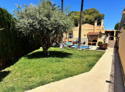Vrijstaande villa · Herverkoop - Torrevieja · Los Balcones · Alicante · Spanje