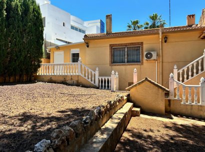 Vrijstaande villa · Herverkoop - Torrevieja · Los Balcones · Alicante · Spanje