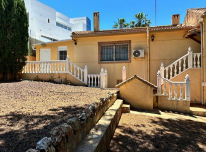 Vrijstaande villa · Herverkoop - Torrevieja · Los Balcones · Alicante · Spanje