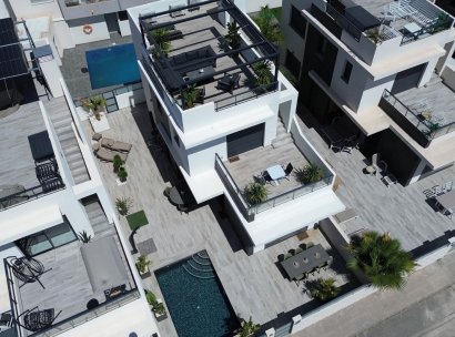 Fristående villa · Återförsäljning - Pinoso · Alicante · Spanien