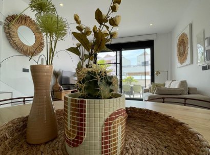 Fristående villa · Återförsäljning - Pinoso · Alicante · Spanien