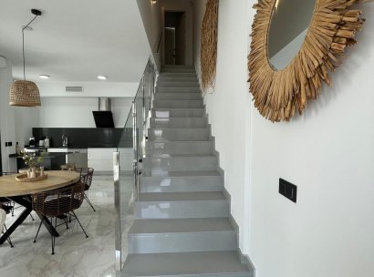 Fristående villa · Återförsäljning - Pinoso · Alicante · Spanien