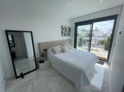 Fristående villa · Återförsäljning - Pinoso · Alicante · Spanien