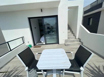 Fristående villa · Återförsäljning - Pinoso · Alicante · Spanien