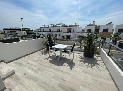 Fristående villa · Återförsäljning - Pinoso · Alicante · Spanien