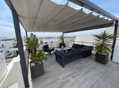 Fristående villa · Återförsäljning - Pinoso · Alicante · Spanien