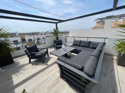 Fristående villa · Återförsäljning - Pinoso · Alicante · Spanien