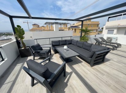 Fristående villa · Återförsäljning - Pinoso · Alicante · Spanien